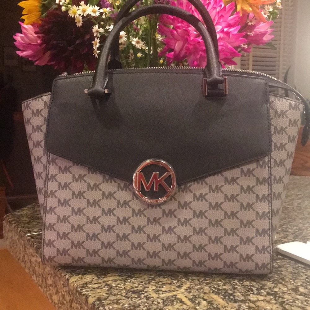 Michael Kors Hudson large satchel